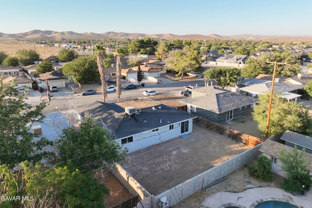 1534 Richfield Avenue, Rosamond, CA 93560