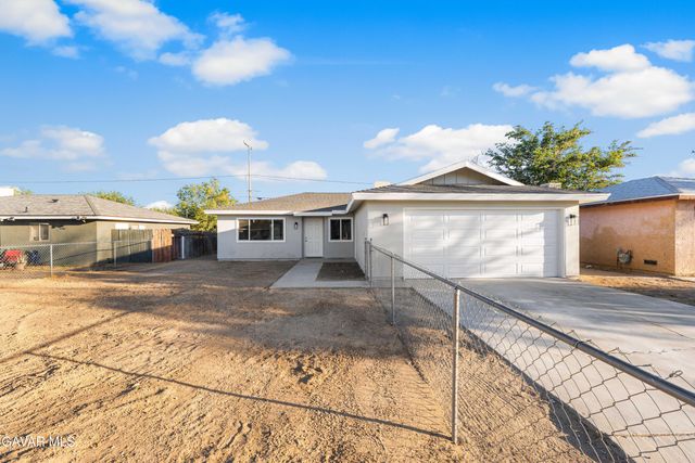 1534 Richfield Avenue, Rosamond, CA 93560