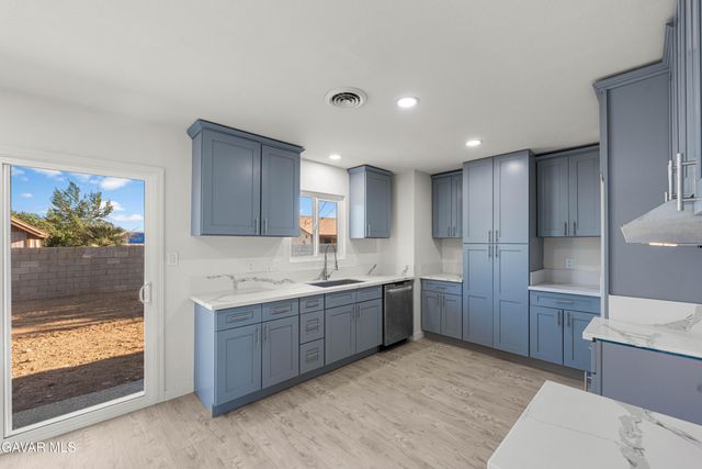 1534 Richfield Avenue, Rosamond, CA 93560