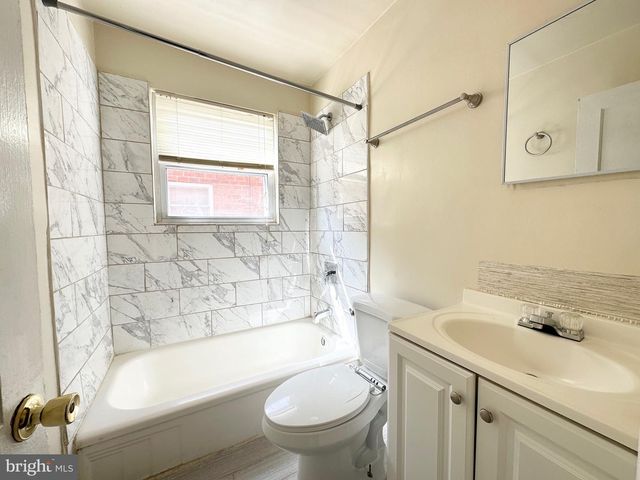 5122 H ST SE, Washington, DC 20019