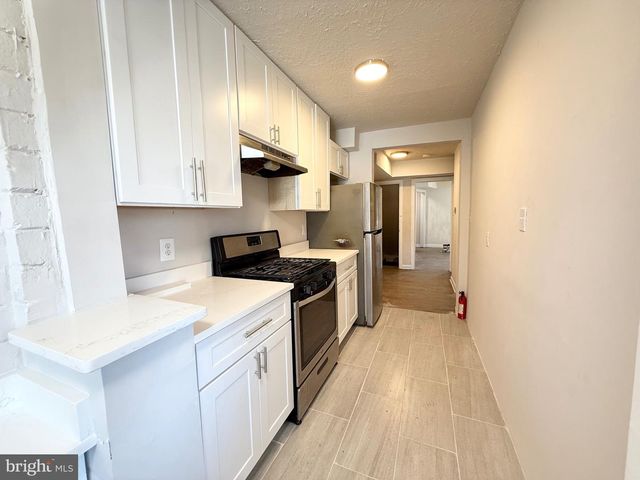 5122 H ST SE, Washington, DC 20019