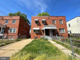 5122 H ST SE, Washington, DC 20019