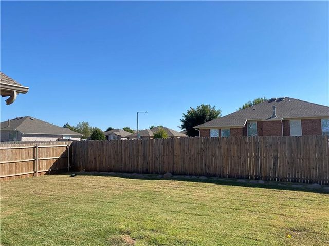 2400 NW 161st Street, Edmond, OK 73013