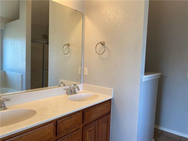 2400 NW 161st Street, Edmond, OK 73013