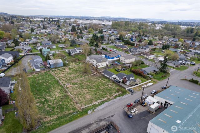 324 5th Avenue NW, Algona, WA 98001