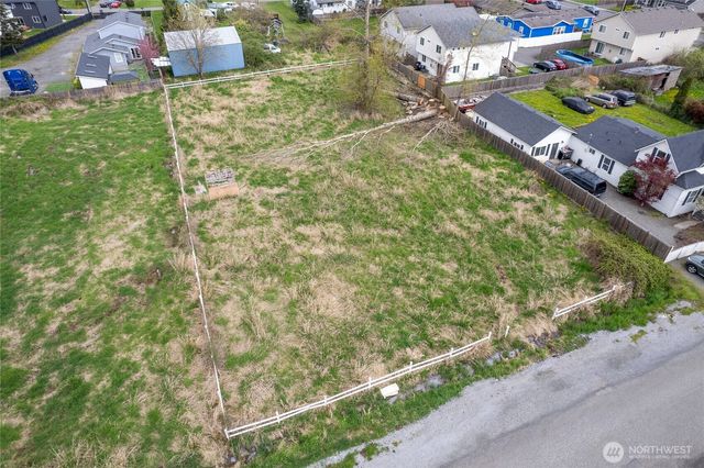 324 5th Avenue NW, Algona, WA 98001