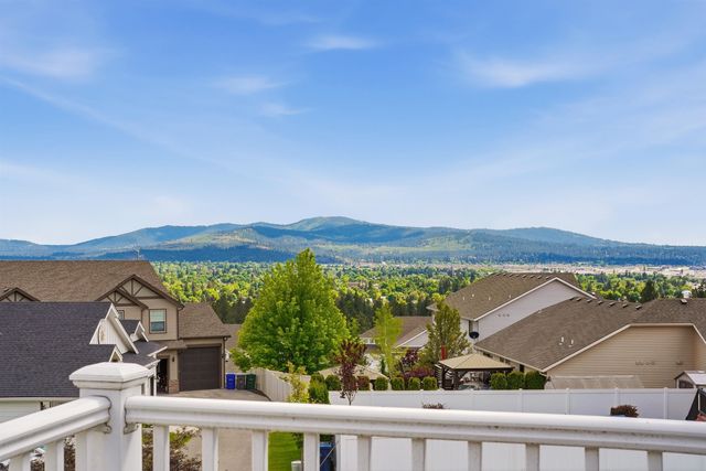 5106 N Emerald Ln, Spokane, WA 99212