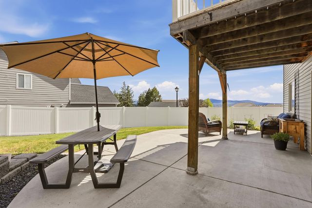 5106 N Emerald Ln, Spokane, WA 99212