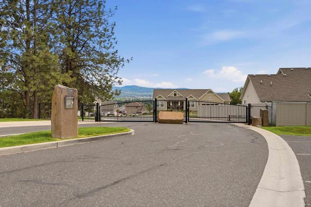 5106 N Emerald Ln, Spokane, WA 99212