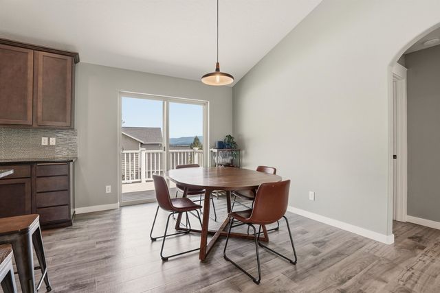 5106 N Emerald Ln, Spokane, WA 99212