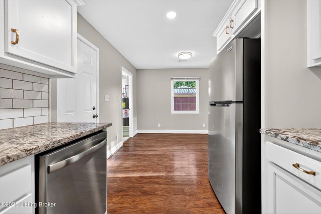 10105 Plaudit Way, Louisville, KY 40272
