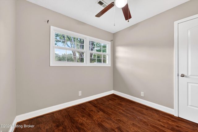 10105 Plaudit Way, Louisville, KY 40272