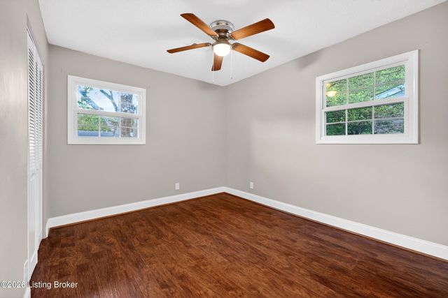 10105 Plaudit Way, Louisville, KY 40272
