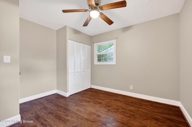 10105 Plaudit Way, Louisville, KY 40272