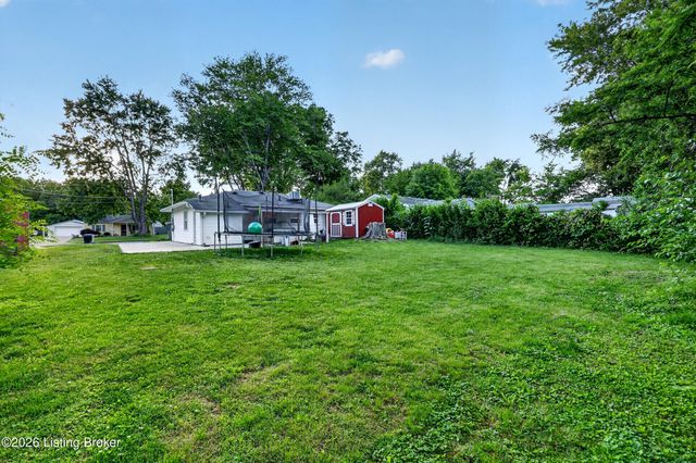 10105 Plaudit Way, Louisville, KY 40272