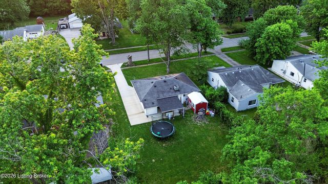 10105 Plaudit Way, Louisville, KY 40272