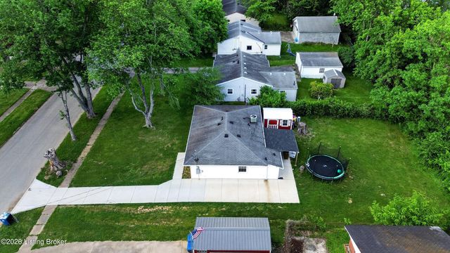 10105 Plaudit Way, Louisville, KY 40272