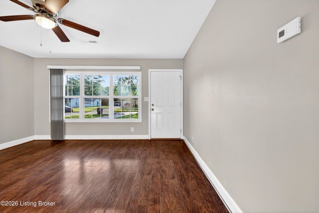 10105 Plaudit Way, Louisville, KY 40272