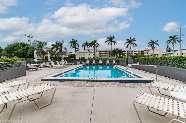 835 W Elkcam CIR # 205, Marco Island, FL 34145