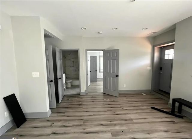 99 Holly Road, Atlanta, GA 30314