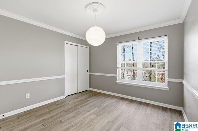 2108 Montreat Dr Apt D, Vestavia Hills, AL 35216