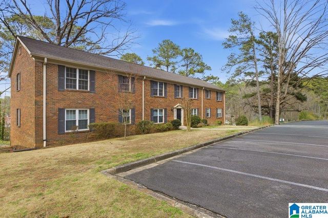 2108 Montreat Dr Apt D, Vestavia Hills, AL 35216