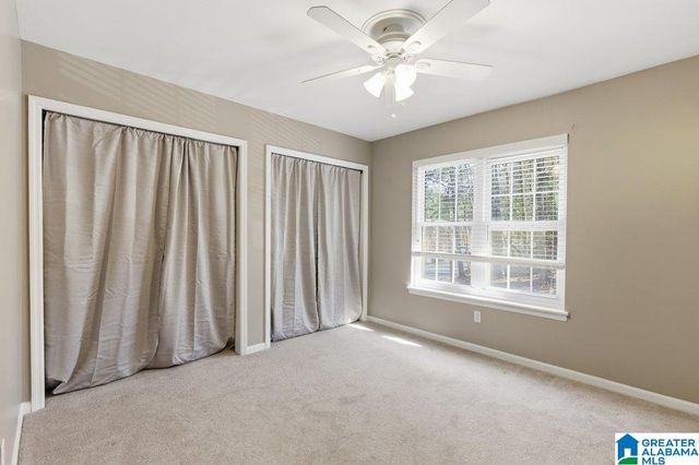 2108 Montreat Dr Apt D, Vestavia Hills, AL 35216