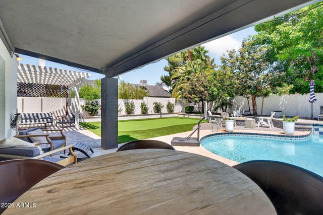 15823 N 58TH Place, Scottsdale, AZ 85254