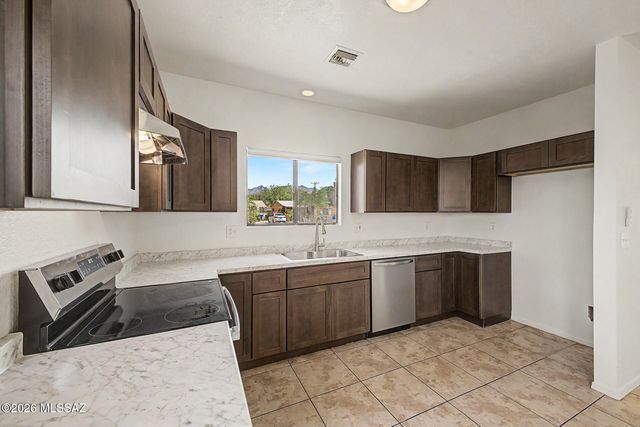 3370 E Monte Vista Drive, Tucson, AZ 85716