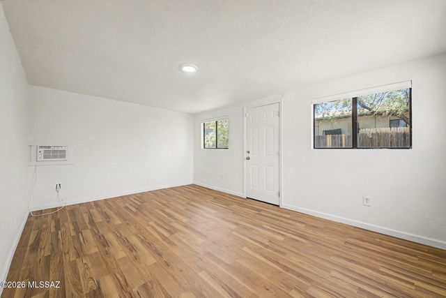 3370 E Monte Vista Drive, Tucson, AZ 85716