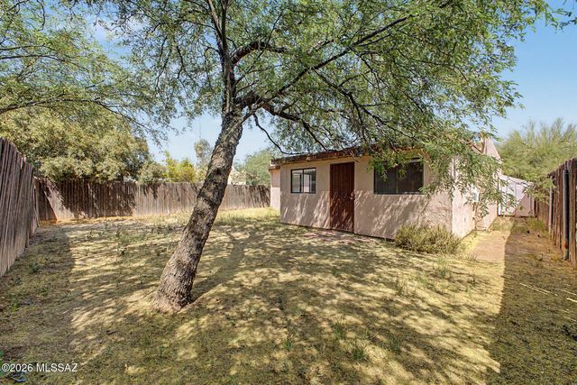 3370 E Monte Vista Drive, Tucson, AZ 85716