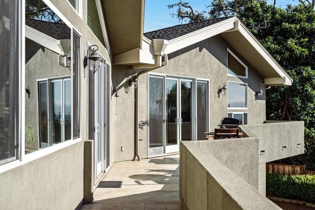 213 Sand Street, Aptos, CA 95003