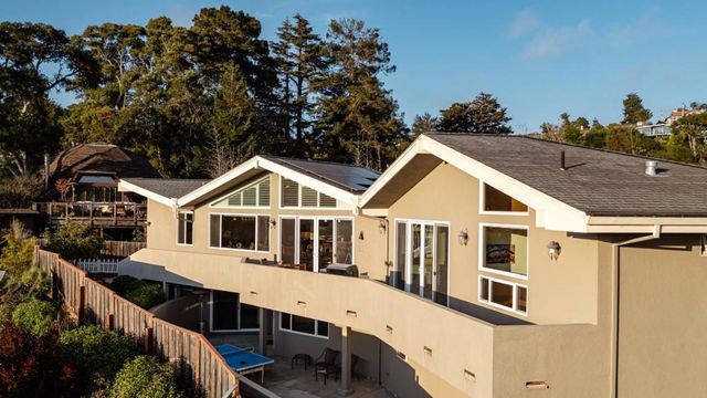 213 Sand Street, Aptos, CA 95003