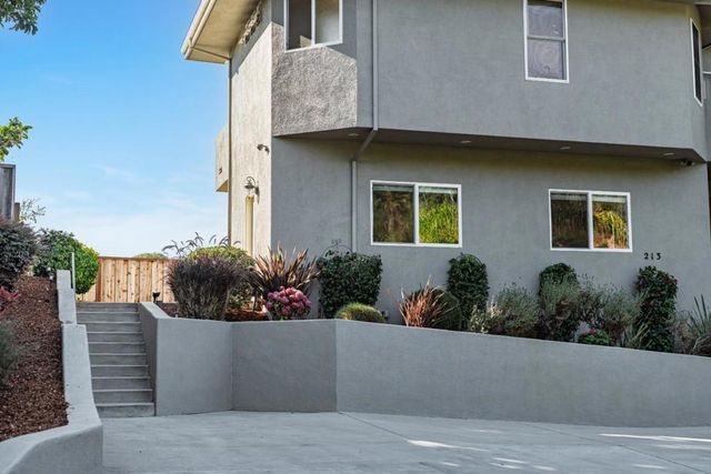 213 Sand Street, Aptos, CA 95003