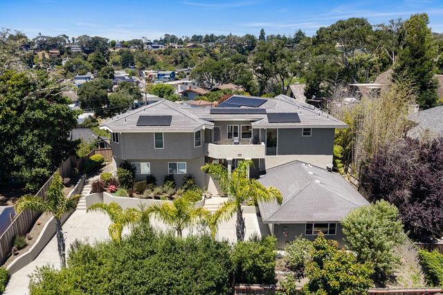 213 Sand Street, Aptos, CA 95003
