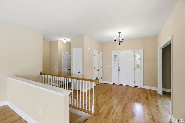 106 Linenhall Street, Camillus, NY 13031