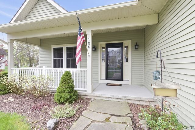 106 Linenhall Street, Camillus, NY 13031