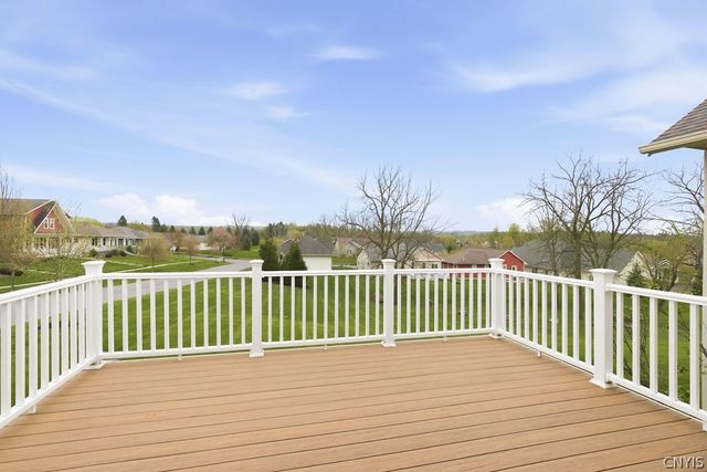 106 Linenhall Street, Camillus, NY 13031