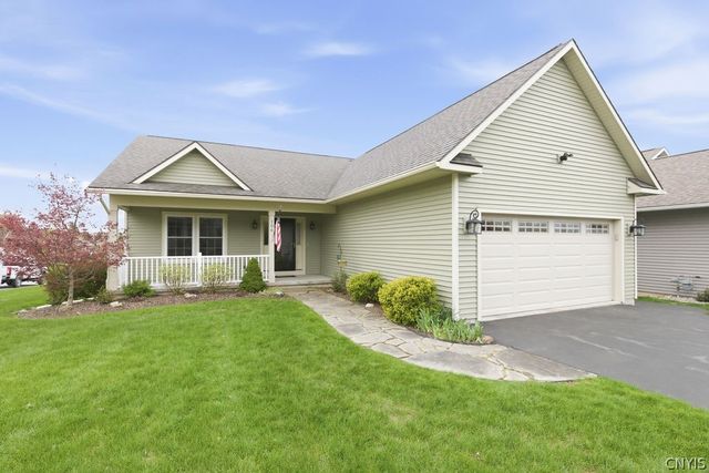 106 Linenhall Street, Camillus, NY 13031