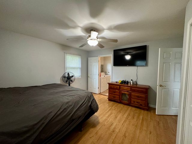 765 Baltimore Road, Valparaiso, IN 46385
