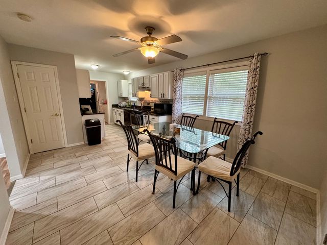 765 Baltimore Road, Valparaiso, IN 46385