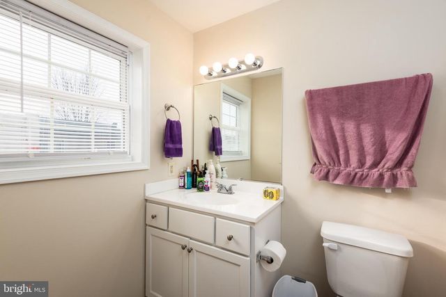 1 OAKVIEW CT, Ridgely, MD 21660