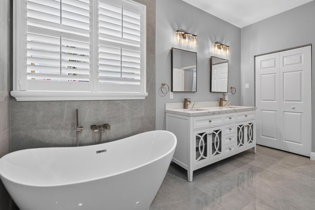 176 Andros Harbour Place, Jupiter, FL 33458