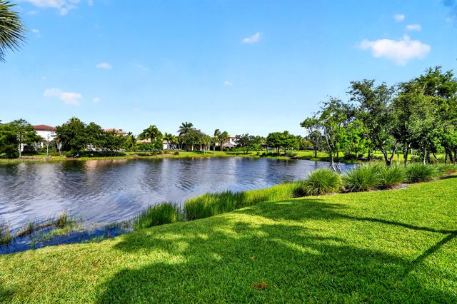 176 Andros Harbour Place, Jupiter, FL 33458