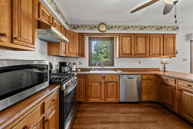 1004 6th Street, Hampton, IL 61256