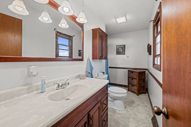 1004 6th Street, Hampton, IL 61256