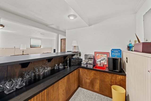 1004 6th Street, Hampton, IL 61256