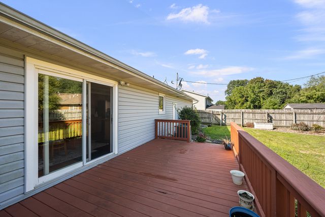 1004 6th Street, Hampton, IL 61256