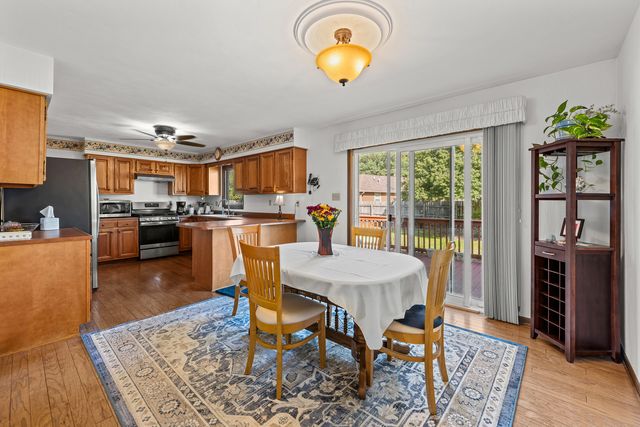 1004 6th Street, Hampton, IL 61256