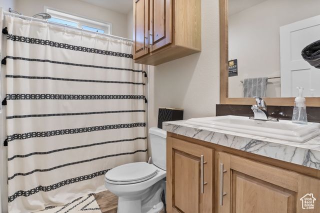 516 N BROADWAY AVE, Tooele, UT 84074